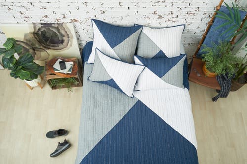 Carol & Frank 20" X 26" Asymmetrical Cotton Standard Pillow Sham In Multi