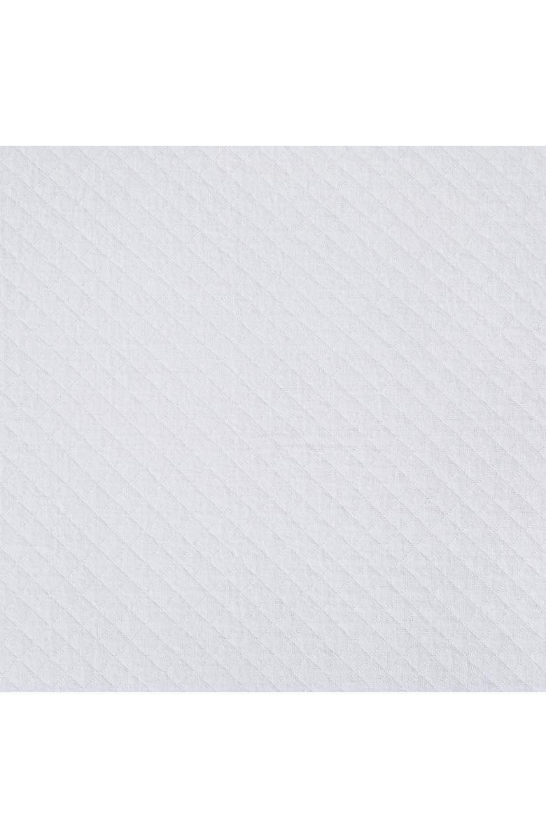 C&F Home Diamond Matelassé Bedding Quilt Collection, Alternate, color, Silver