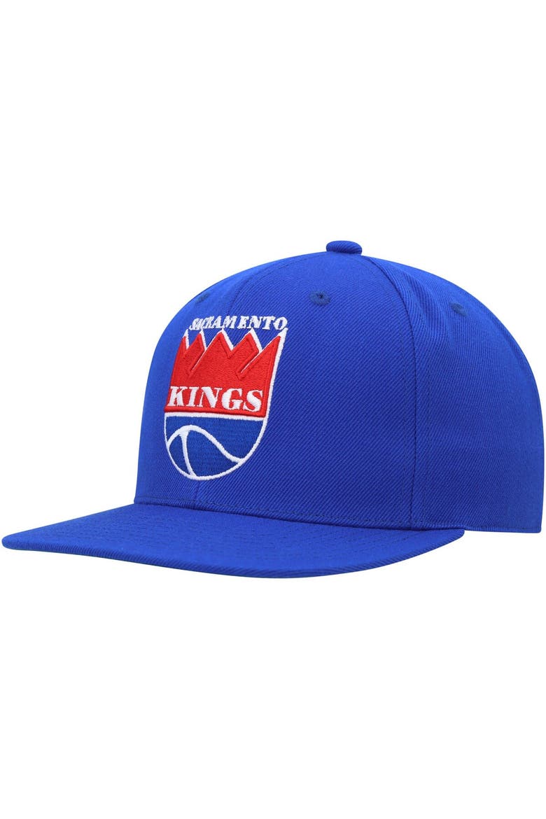 Men's Mitchell & Ness Blue Sacramento Kings Hardwood Classics MVP Team Ground 2.0 Fitted Hat, Main, color, Blue