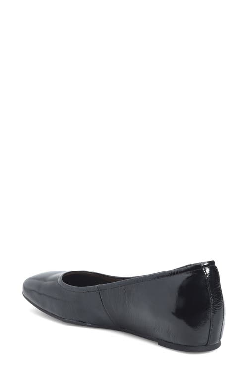 Söfft Poppy Square Toe Flat In Black