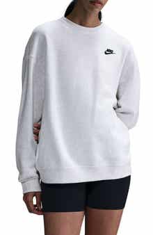 Nike Club Fleece Loose Fit Crewneck Sweatshirt