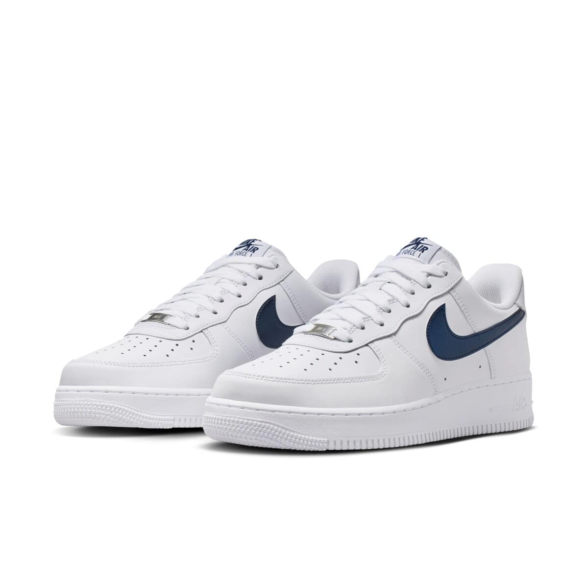 Nike Men's Nike White USMNT Air Force 1 '07 LV8 Shoes, Alternate, color, White
