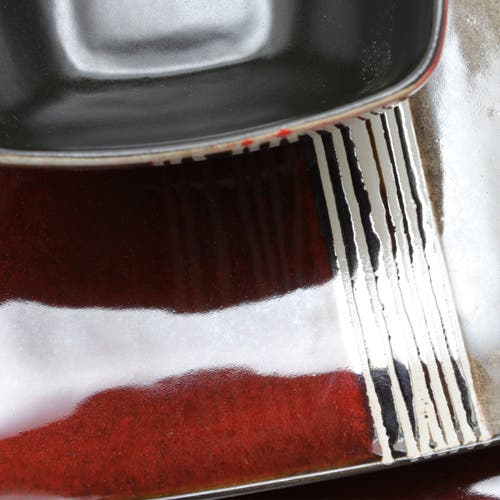 Elama Downtown Loft 16 Piece Double Bowl Stoneware Dinnerware Set With Service For 4 In Red