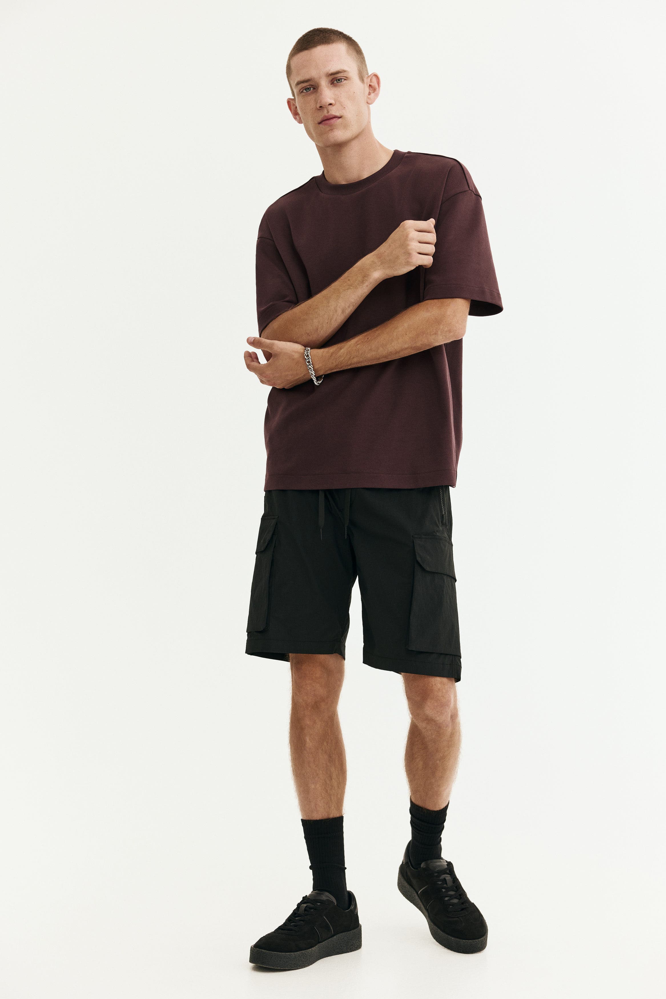 Regular-fit nylon cargo shorts - image 2