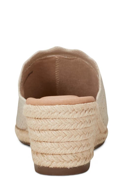 Easy Spirit Samari Wedge Sandal In Light Natural