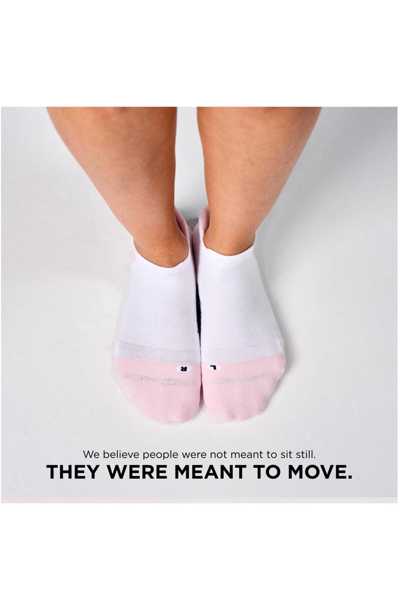 Feetures Elite Max Cushion No Show Tab Ankle Socks Sport Sock with Targeted Compression, Alternate, color, White Rose