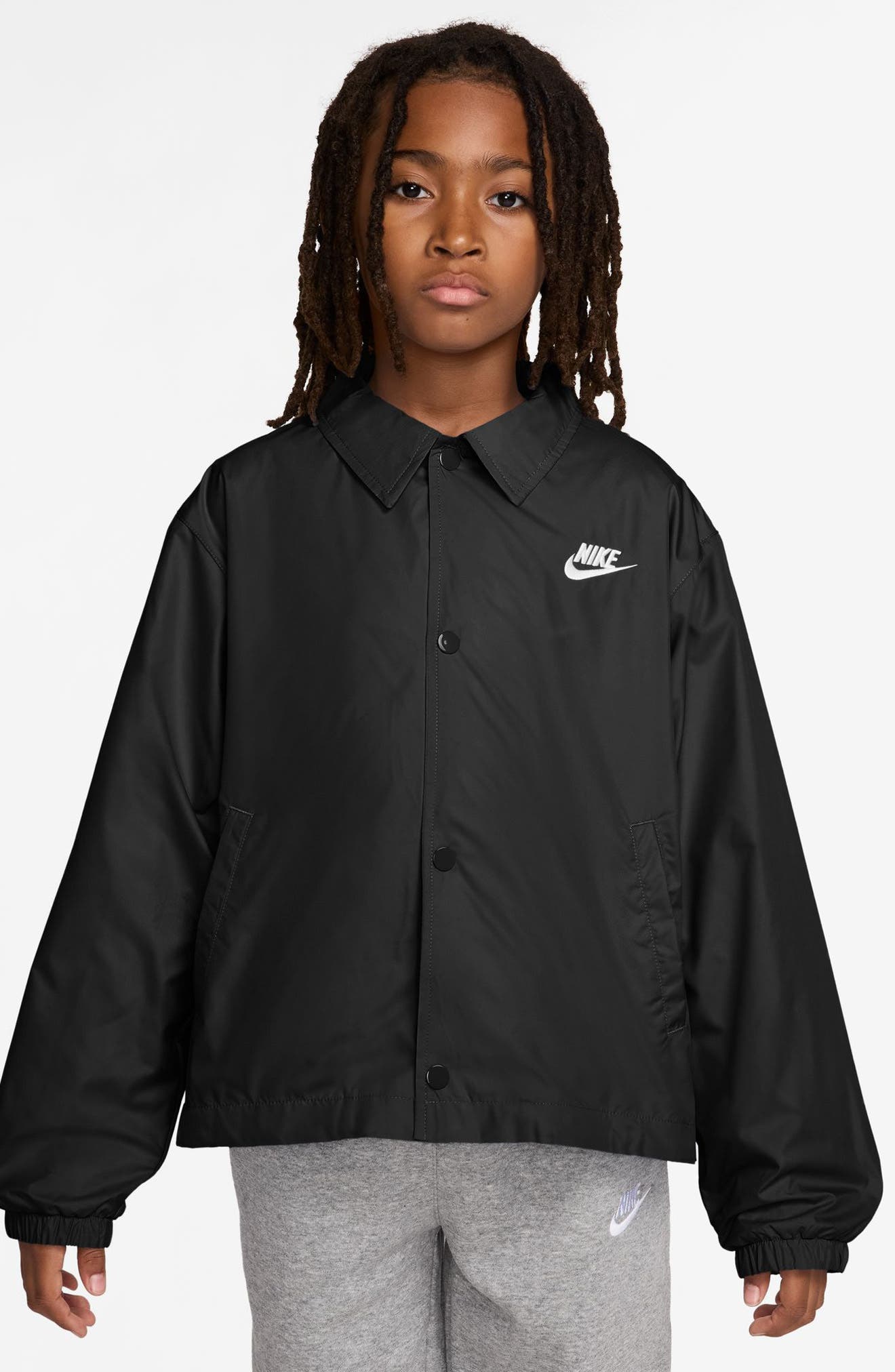 selected BLACK/WHITE