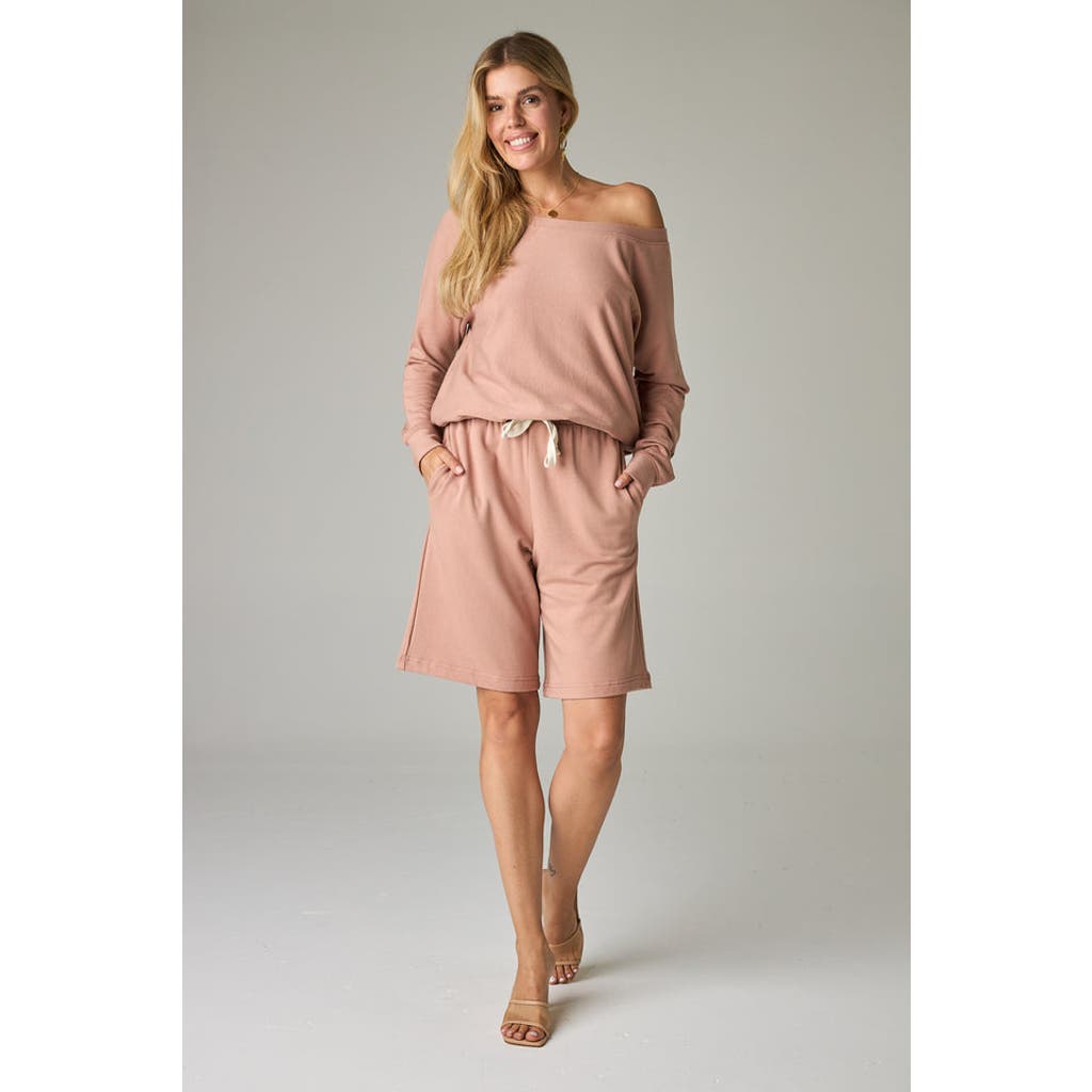 Eavolu Baikal Eco-luxe Fleece Bermuda Short In Pink