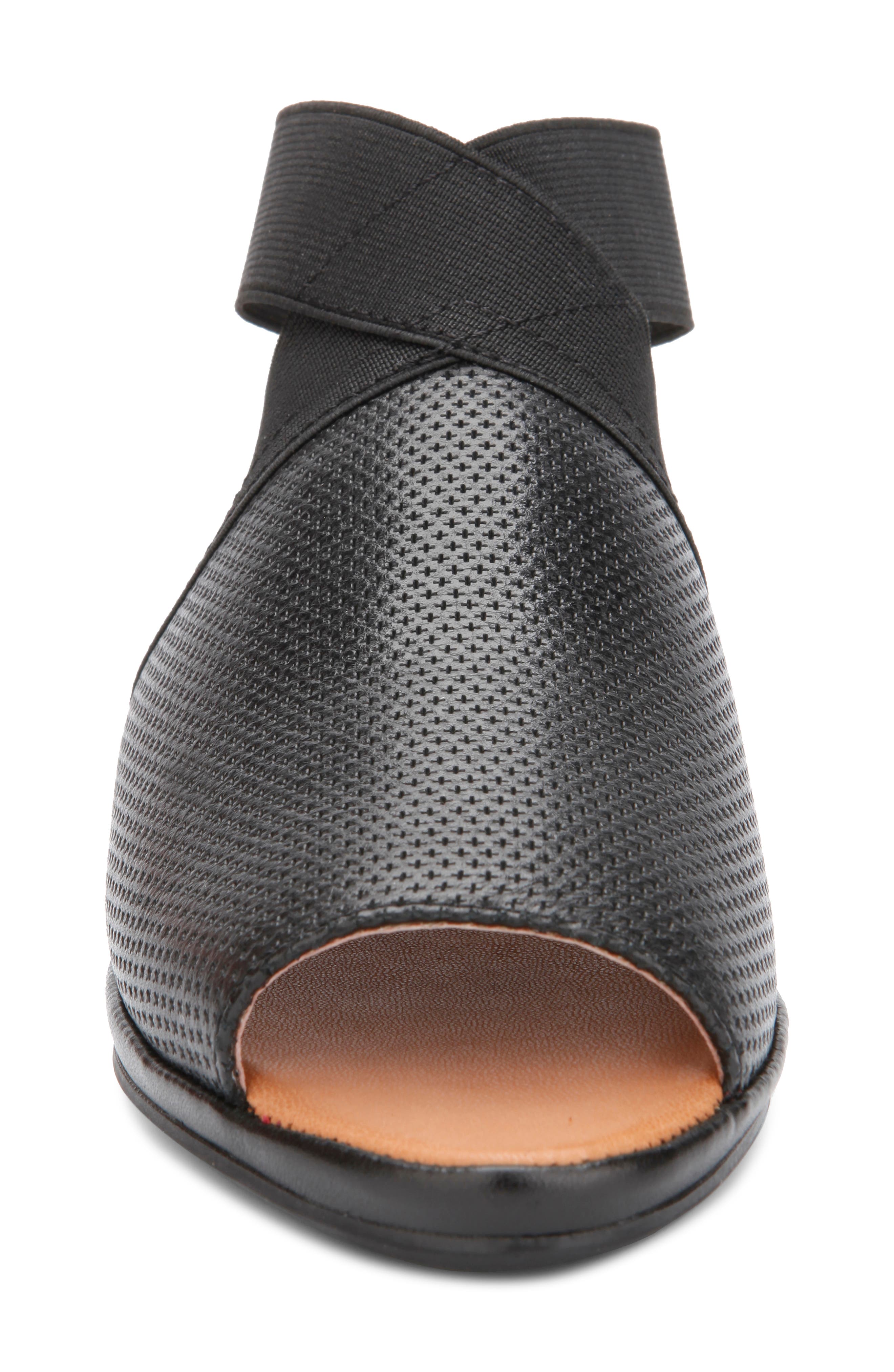 Gentle Souls by Kenneth Cole Lily Wedge Sandal, Alternate, color, 