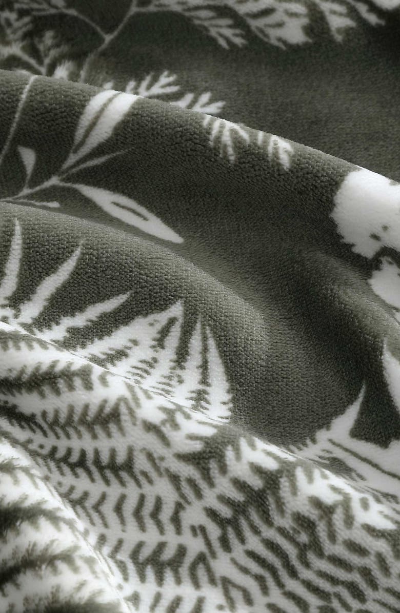 Eddie Bauer Fern Garden Plush Throw Blanket, Alternate, color, Green