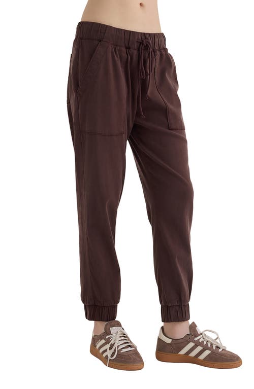Bella Dahl Pocket Joggers In Brown