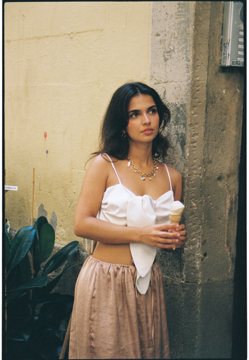 Sccollection Daisy Necklace In Gold