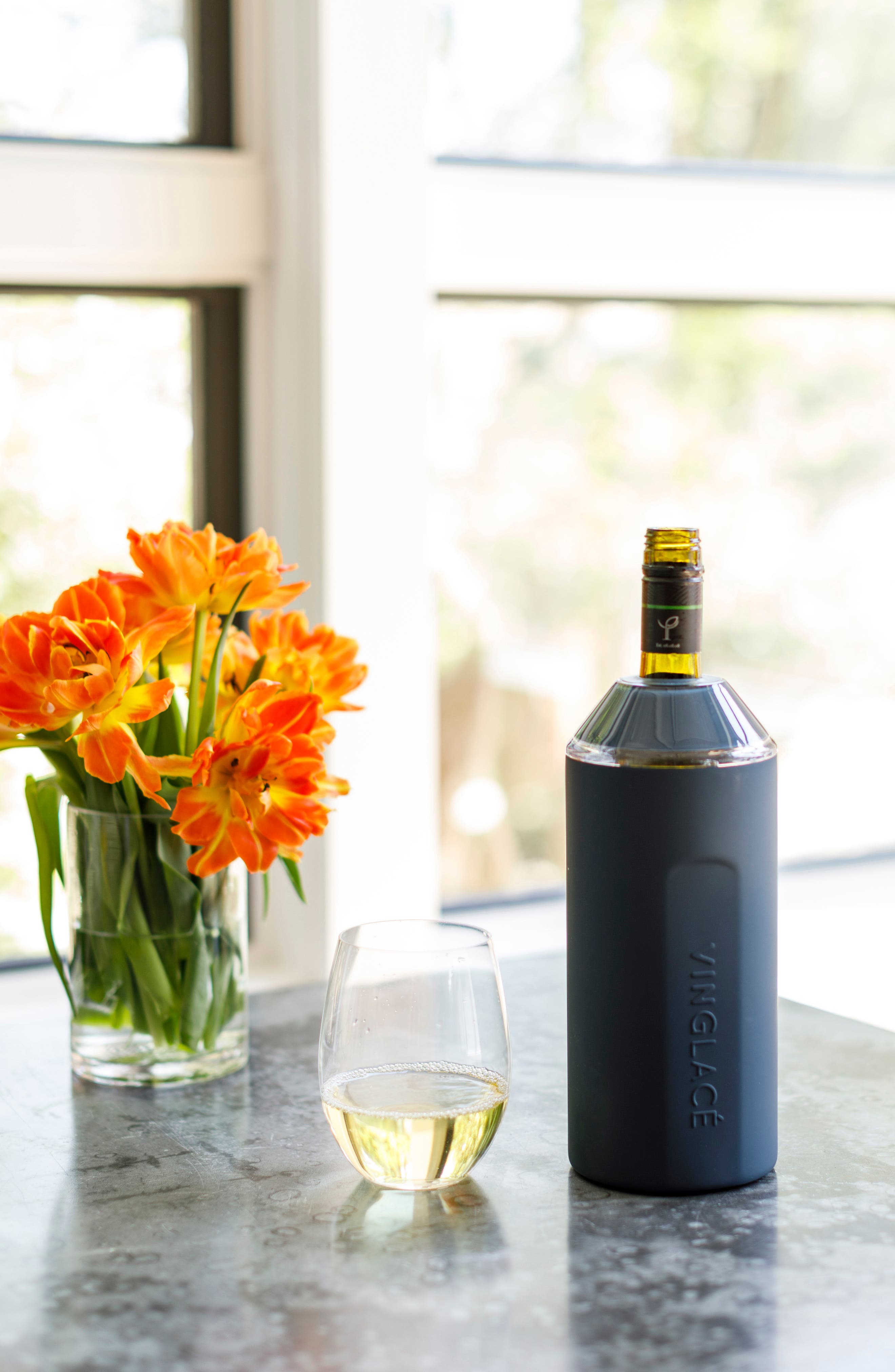 Vinglacé Wine Bottle Chiller and Tumbler - Thumbnail 2