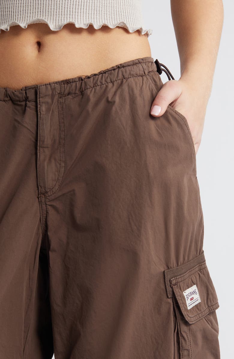 BDG Urban Outfitters Cotton Cargo Joggers, Alternate, color, Chocolate