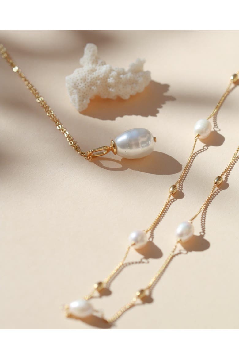 Ava Pendant Necklace, Alternate, color, Brass