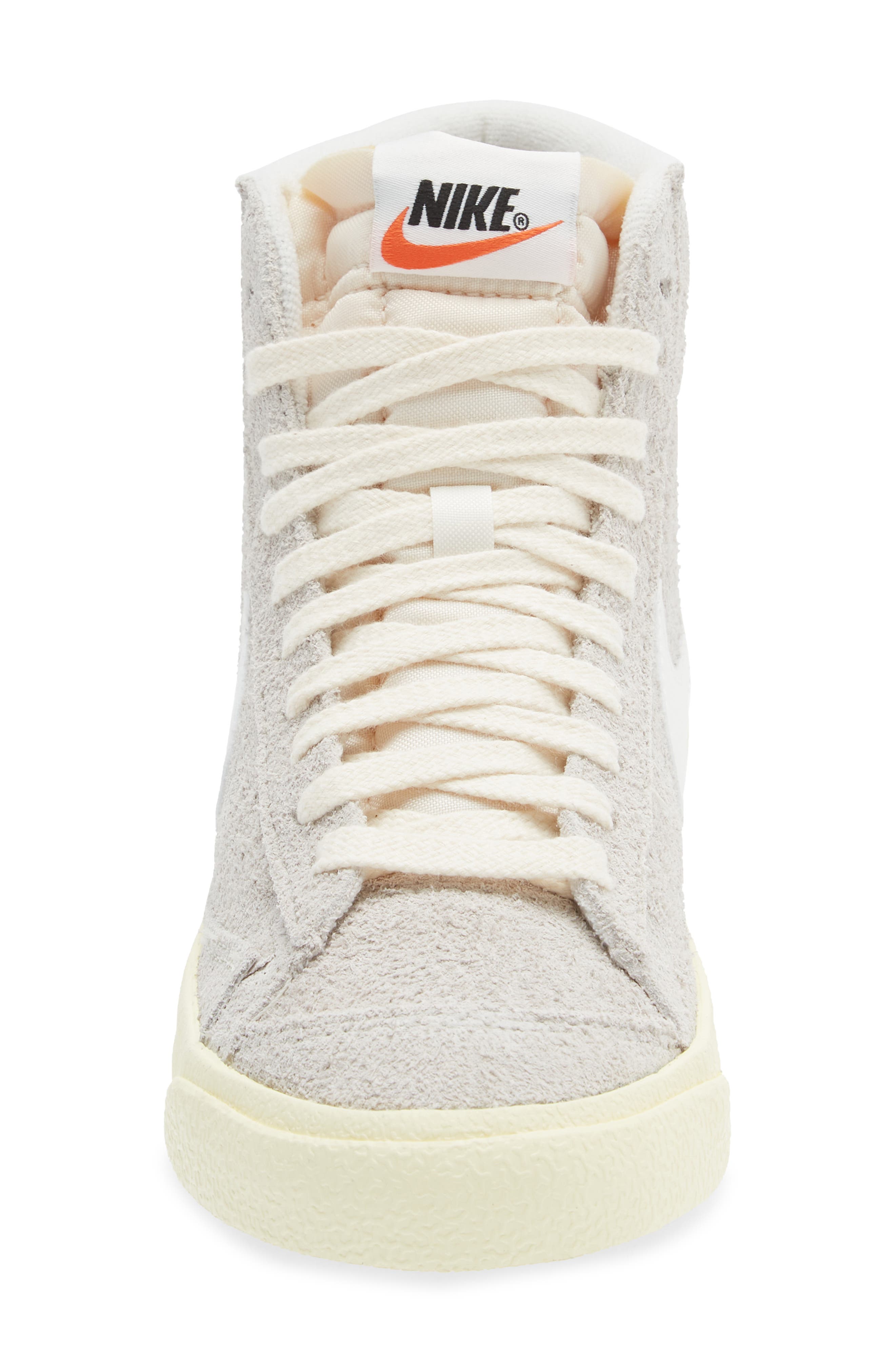 Nike Blazer Mid '77 Vintage Sneaker, Alternate, color, 