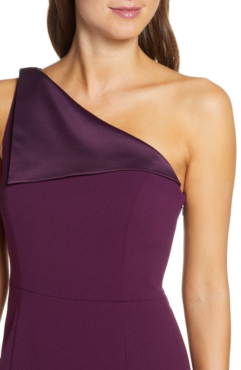 Vince Camuto One-Shoulder Crepe Sheath Dress, Alternate, color, 