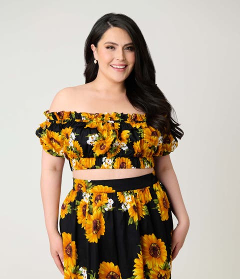 Plus Size 1970s Off Ruffle Up Crop Top
