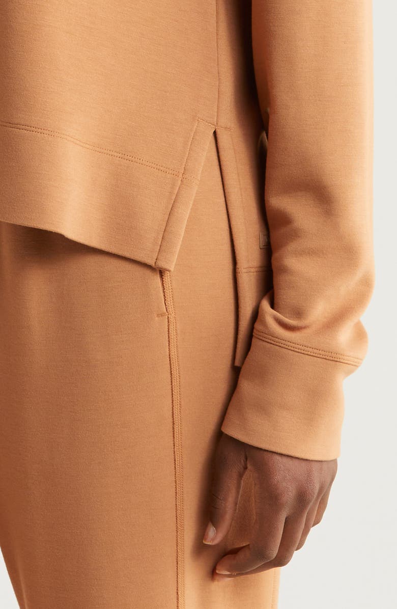 TravisMathew Lacewings Crewneck Sweatshirt, Alternate, color, 