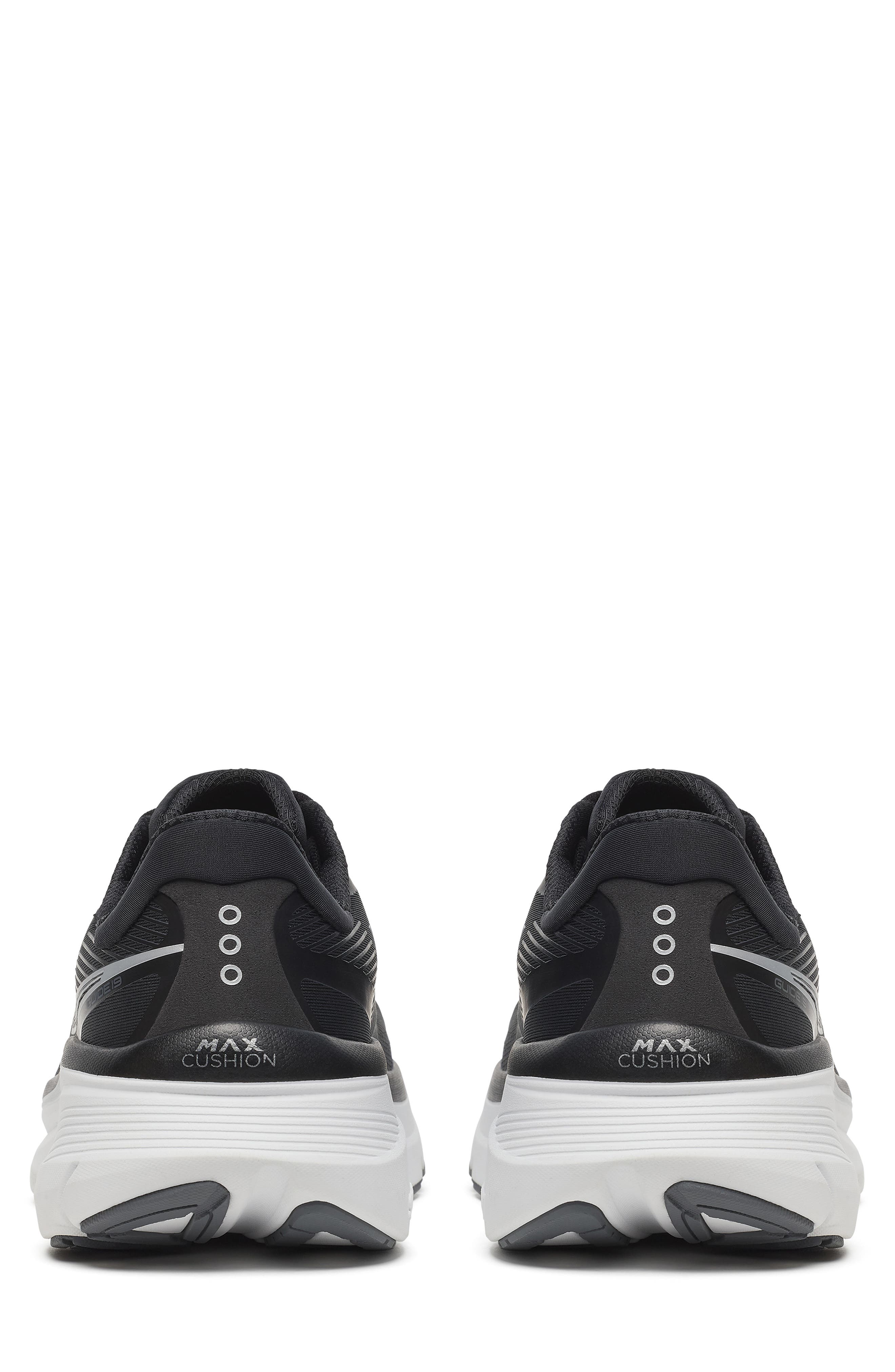 Saucony Guide 19 Running Shoe, Alternate, color, Black/ Silver