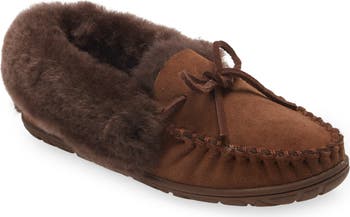 L.L.Bean Wicked Good Genuine Shearling Moccasin Slipper  display picture 1