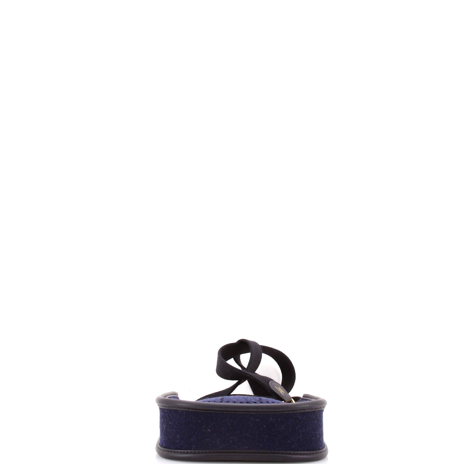 Pre-Owned Hermes Evelyne Bag Gen III Felt TPM, Alternate, color, Bleu Nuit