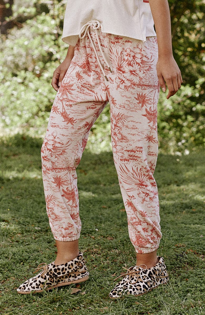 THE GREAT. The Stadium Palm Print Crop Sweatpants, Alternate, color, 