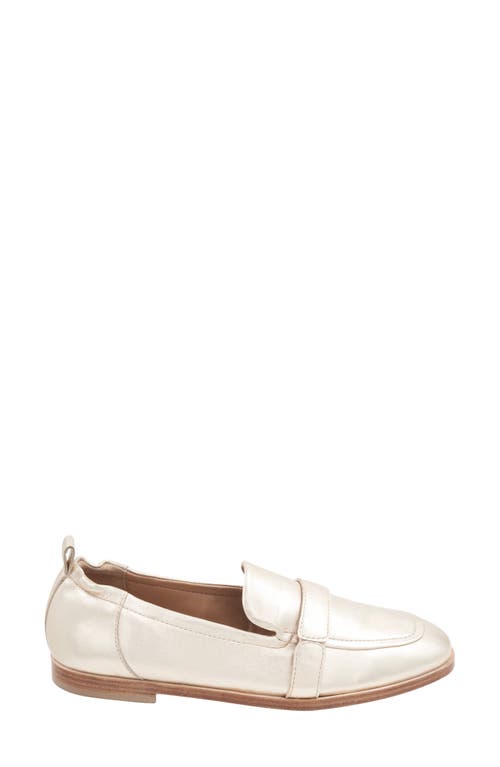 Andre Assous André Assous Cedar Featherweights™ Loafer In White/gold