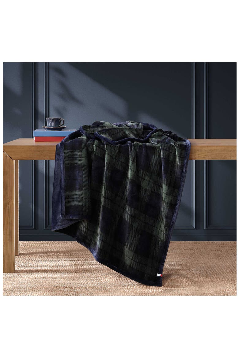 Edinburgh Tartan Reversible Throw, Alternate, color, NAVY BLUE