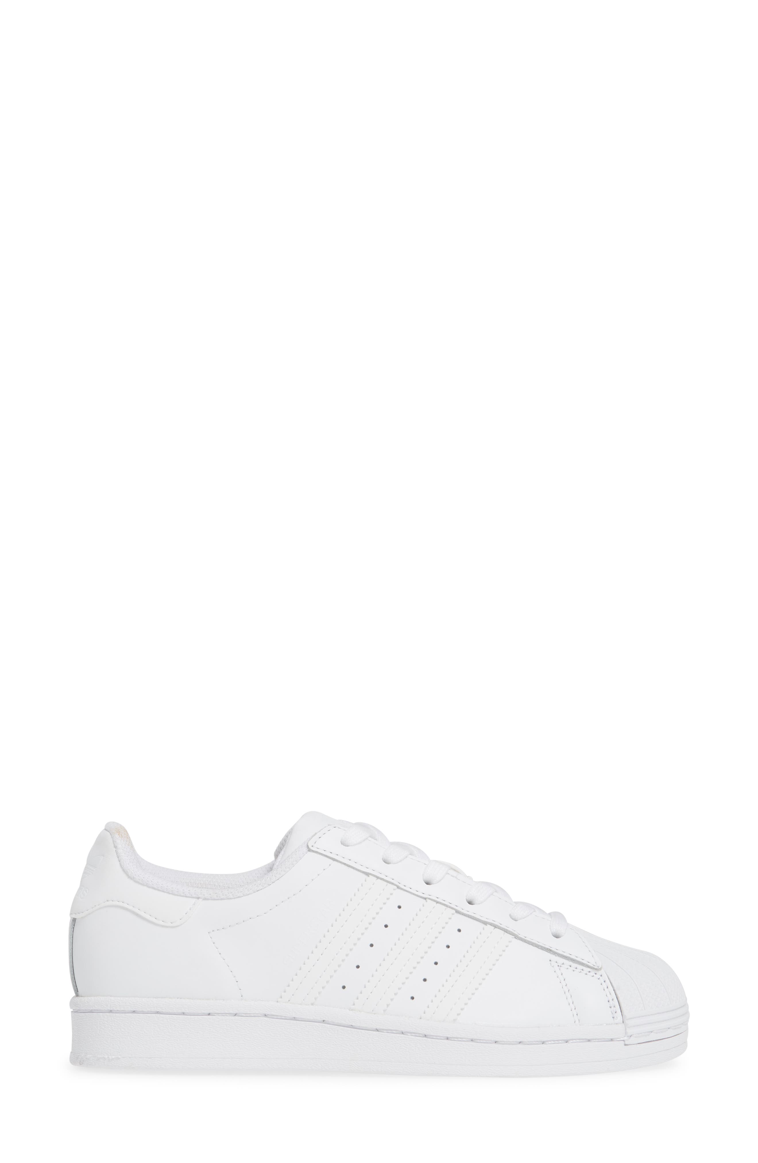 adidas Superstar Sneaker, Alternate, color, Ftwwht/Ftw