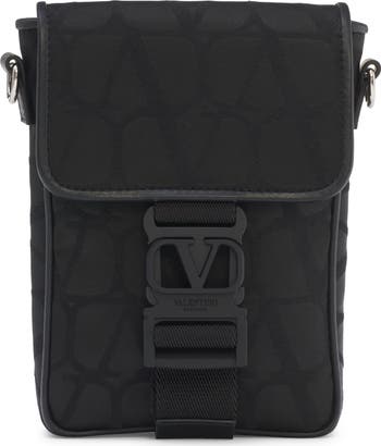 【VALENTINO】VLOGO PHONE CASE Amazon.co.jp: Valentino Rossi vr46 iPhone 13 Pro Case