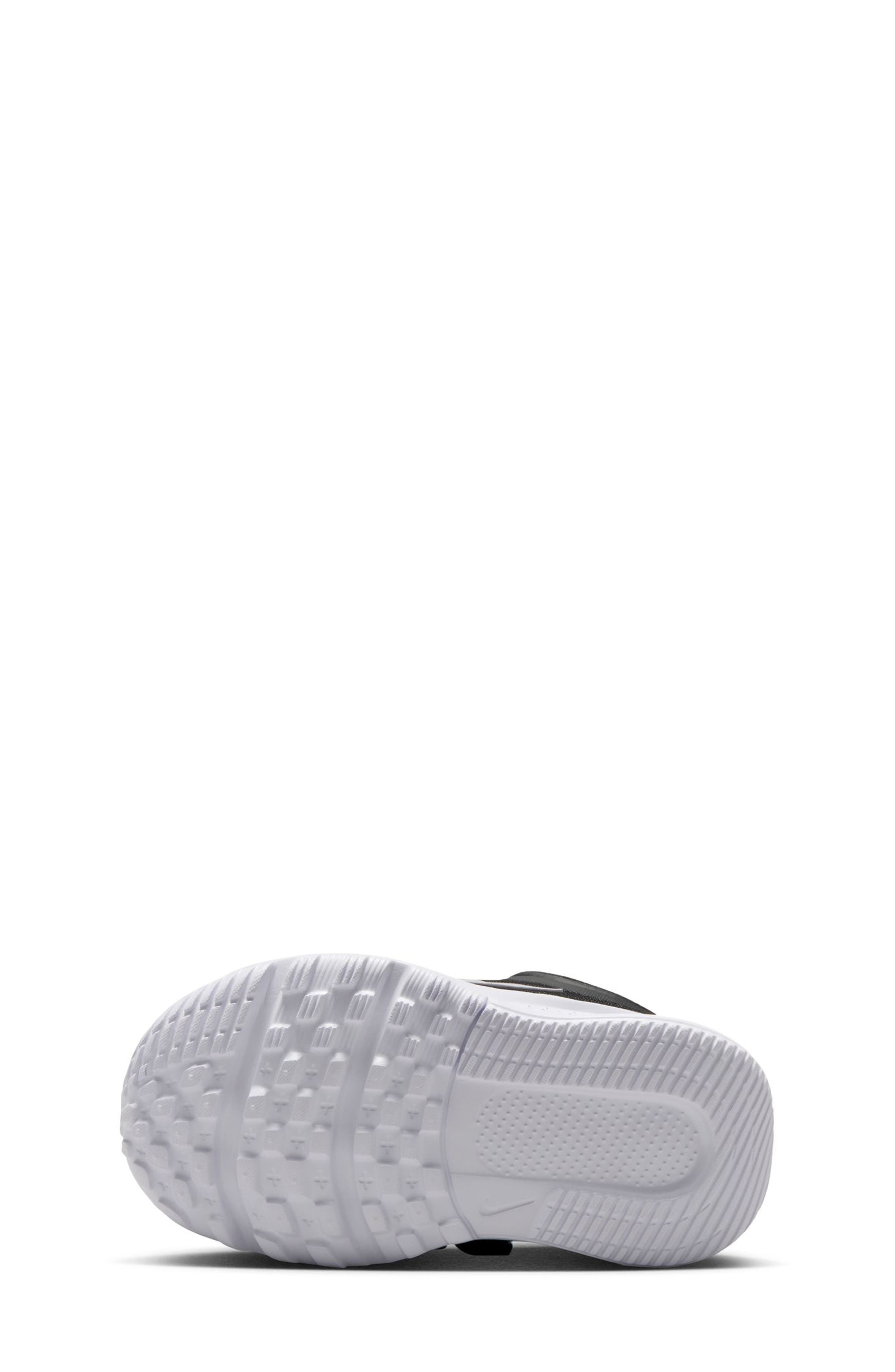 Nike Kids' Star Runner 5 Sneaker, Alternate, color, Black/ White/ White