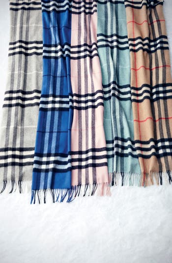 スカーフ BURBERRY MU WASHED GIANT CHK SCARF Burberry Washed Giant Check Cashmere Scarf | Bloomingdale's