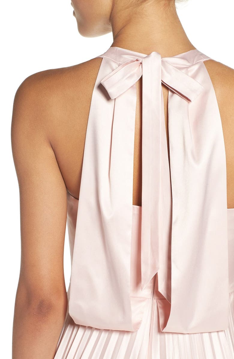 Lulus Bow Back Pleat Satin Gown, Alternate, color,