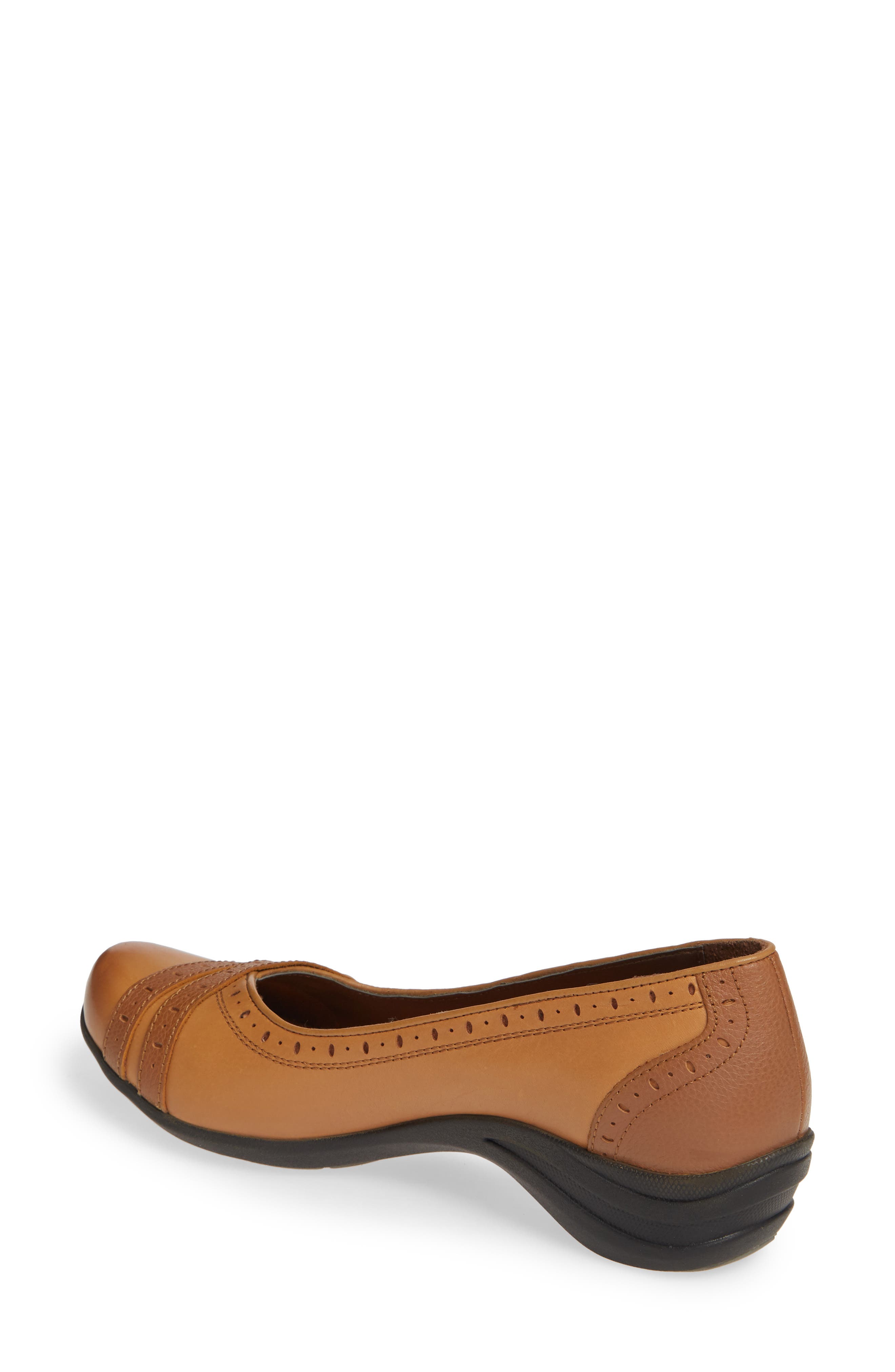 Hush Puppies Burlesque Flat, Alternate, color, TAN LEATHER