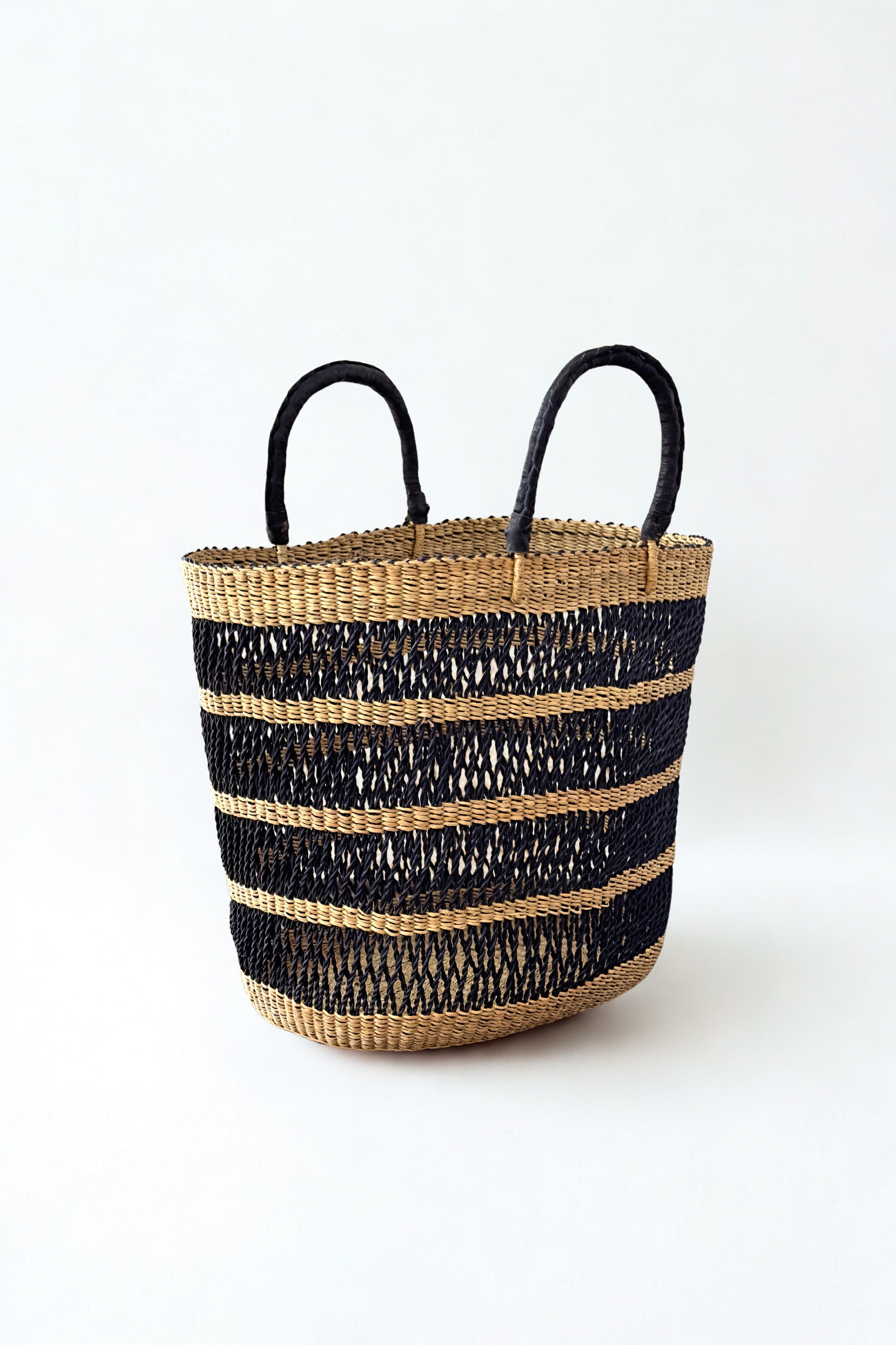 Mbare String Basket Tote, Main, color, Natural W/ Black