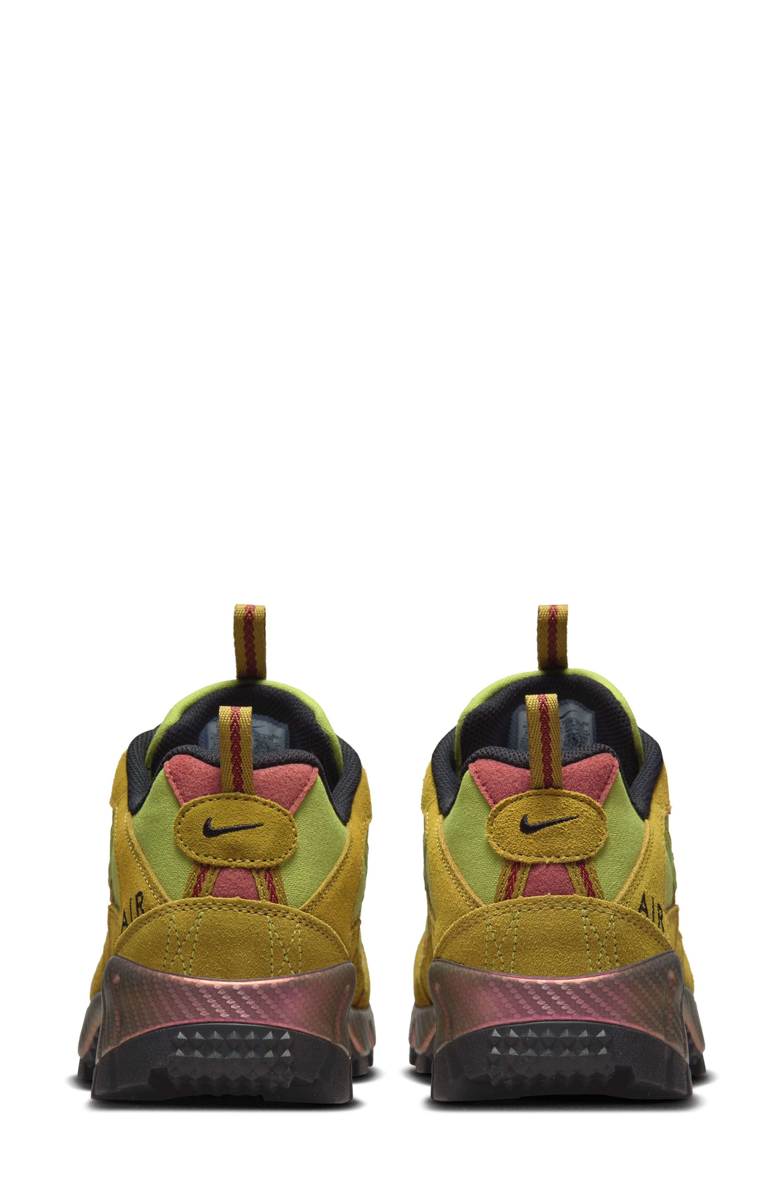 Nike Air Humara Sneaker, Alternate, color, 