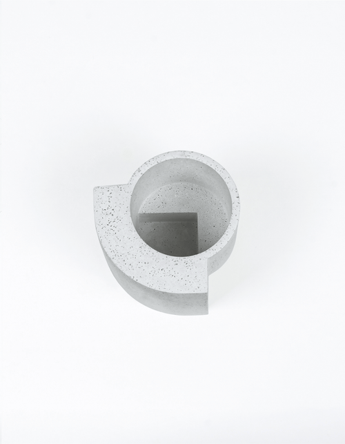 Tortuga Forma Platform Planter Concrete In Gray
