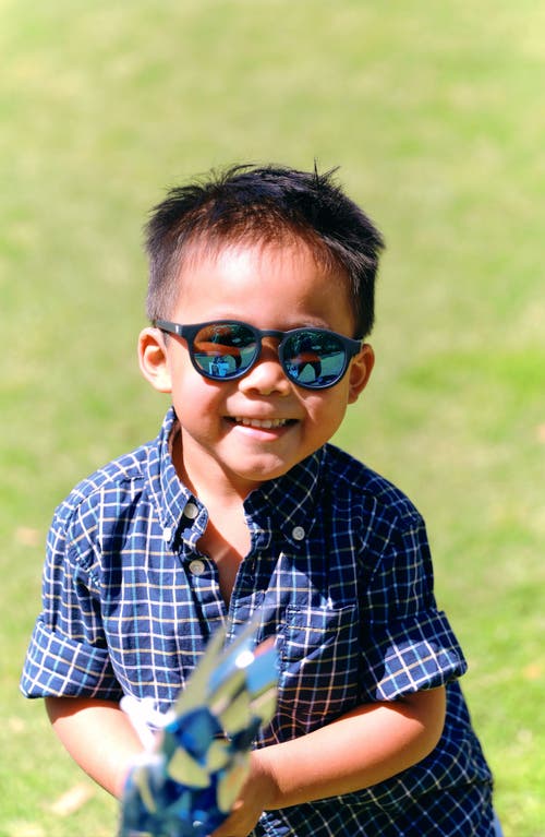 Babiators Kids' Polarized Original Keyhole Sunglasses In Black