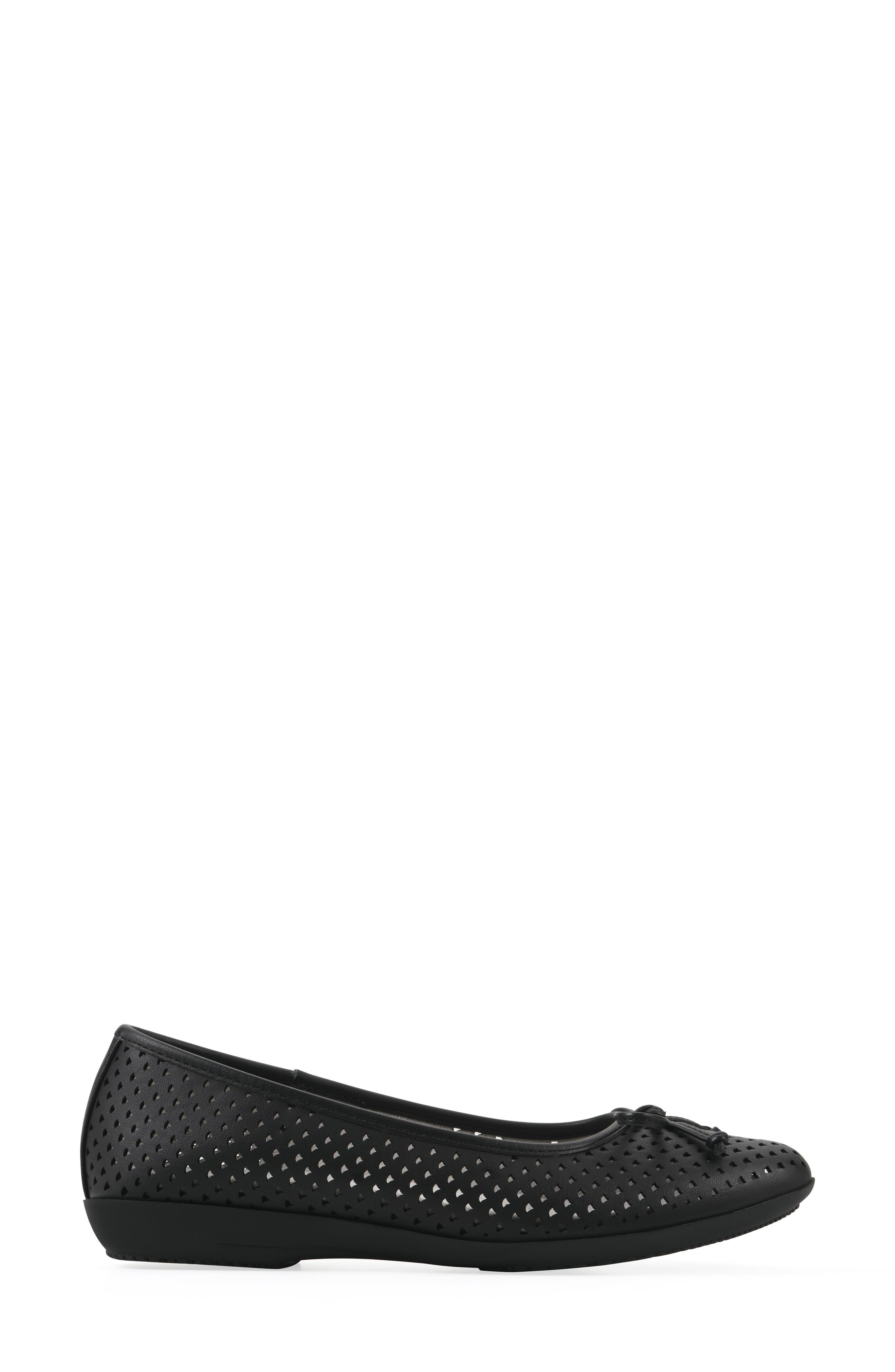 CLIFFS BY WHITE MOUNTAIN Carris Perforated Ballet Flat, Alternate, color, Black Smooth
