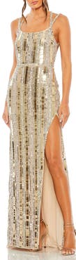 Mac Duggal Halter Neck Embellished Detailed Back Gown