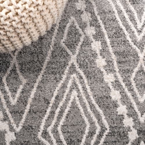 Jonathan Y Rih Moroccan Style Diamond Area Rug In Gray/ivory
