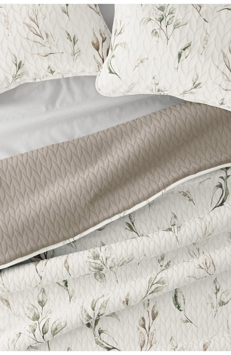 HOMESPUN All Season Watercolor Leaves 3-Piece Down Alternative Reversible Quilt Set, Alternate, color, Latte