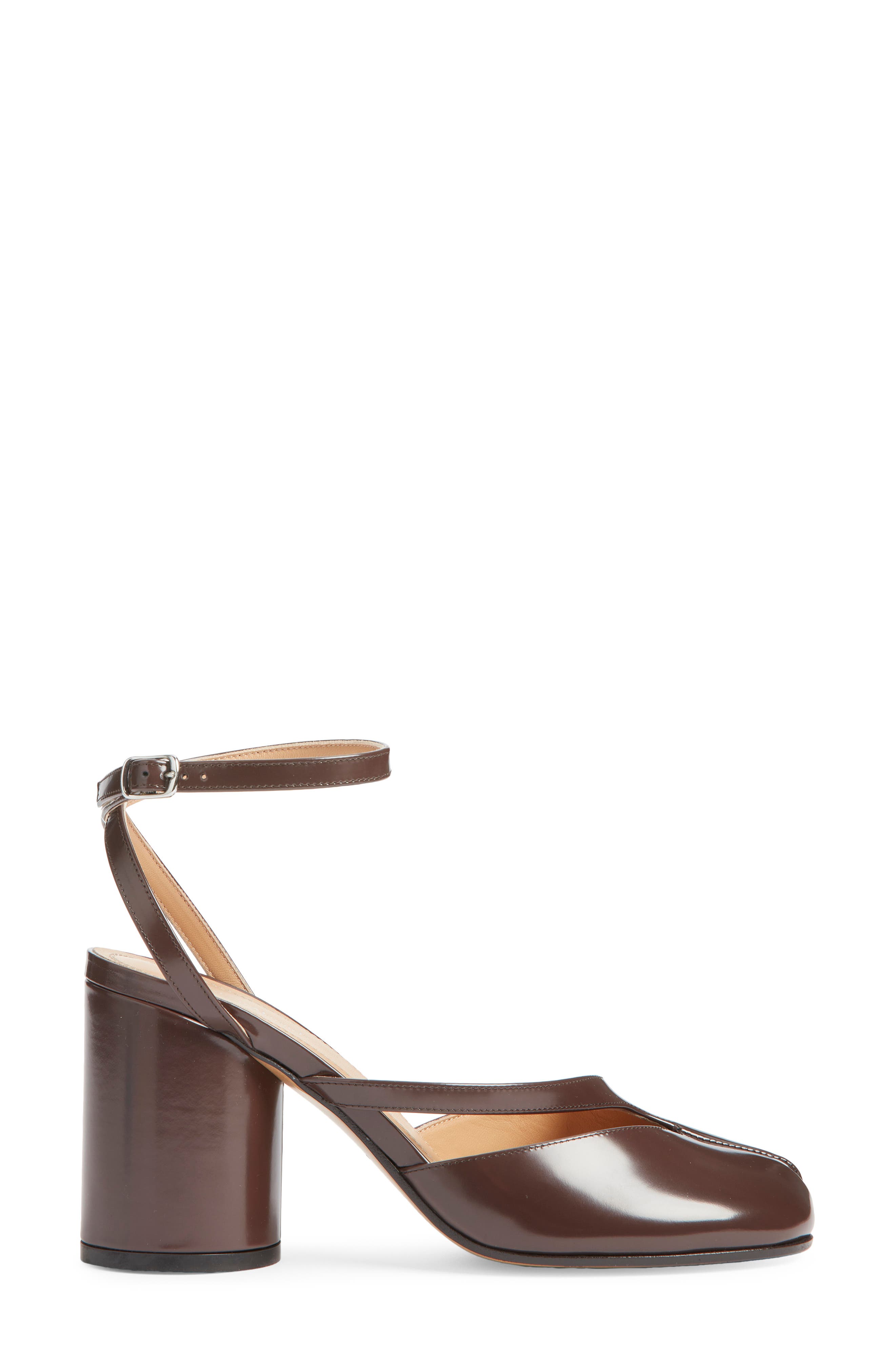 Maison Margiela Tabi Ankle Strap Pump, Alternate, color, Moka