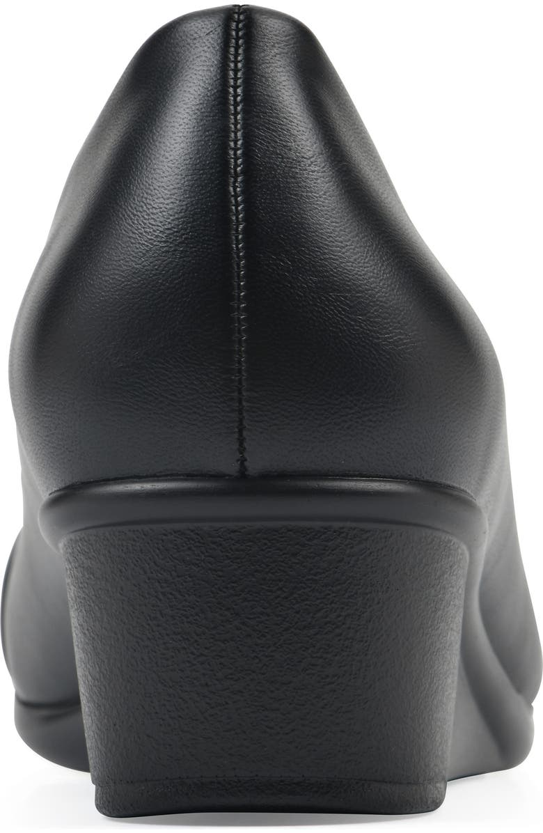 CLIFFS BY WHITE MOUNTAIN Bolivia Cap Toe Wedge Pump, Alternate, color,