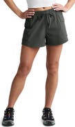 Beyond Yoga Peak 3-Inch Cargo Shorts
