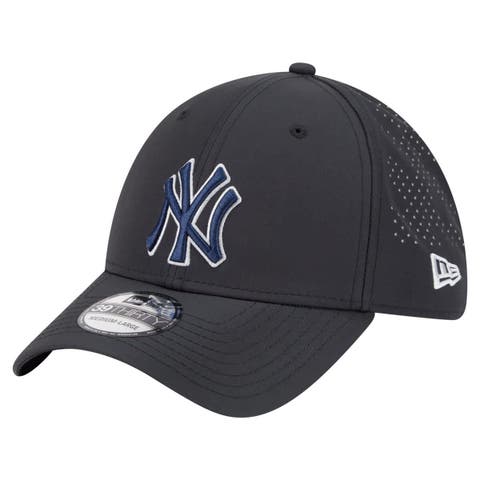 Men's New Era  Black New York Yankees Night 39THIRTY Flex Hat