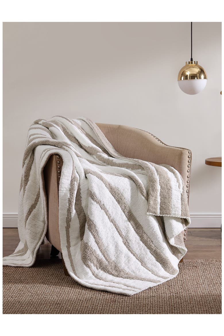 Woodland Throw, Alternate, color, SAHARA TAN / OFF WHITE