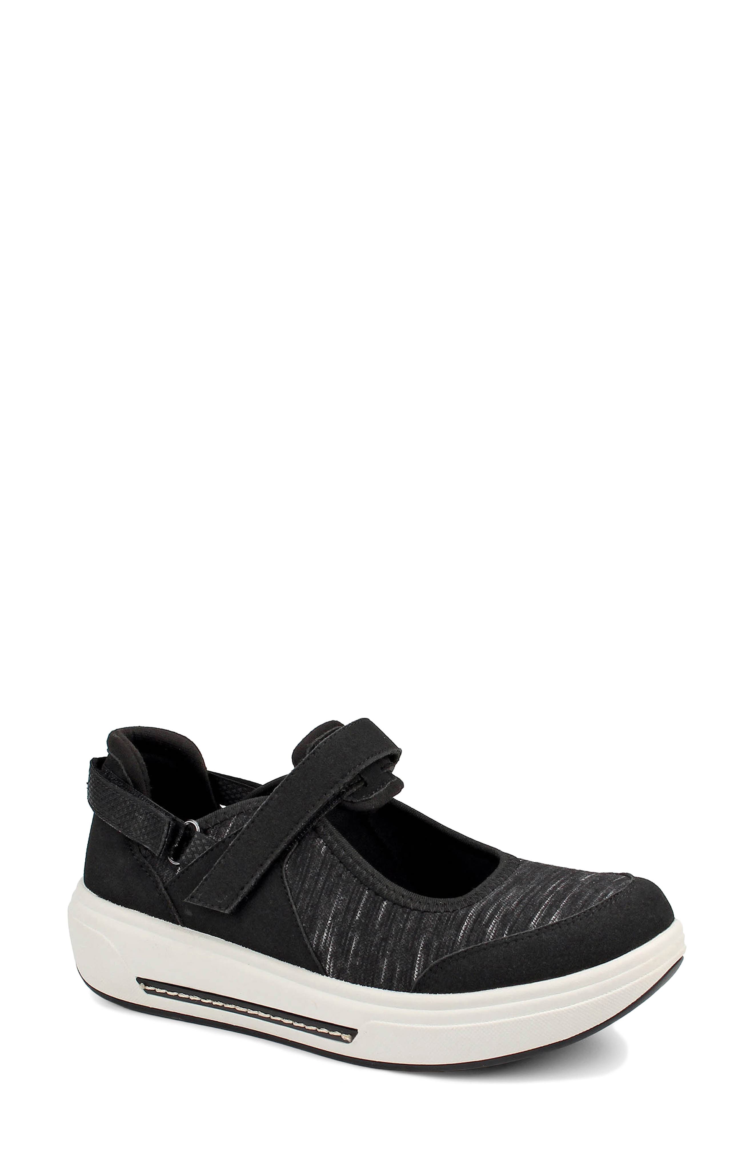 BLACK COMBO