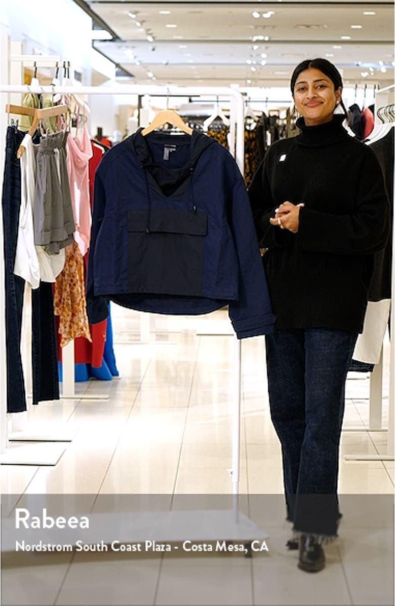 Nomad Pullover Jacket, sales video thumbnail